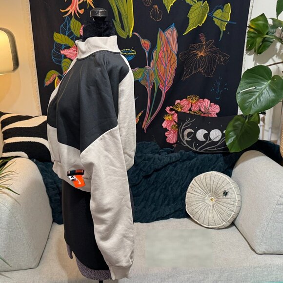 Nike x Eileen Tjan Cropped 1/2 Zip-Up Colorblock Sportswear Sweatshirt, M - Picture 6 of 16